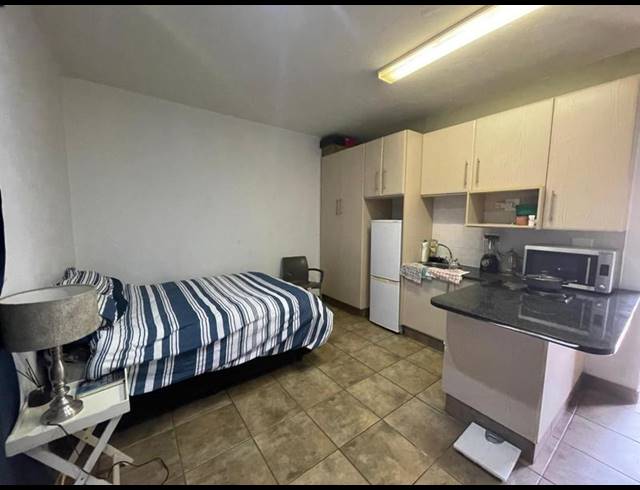 1 BEDROOM APARTMENT FOR SALE IN DASSIE RAND